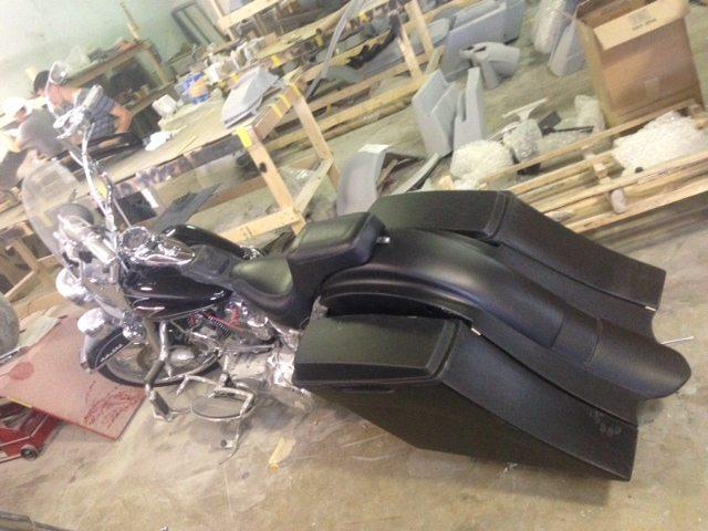 Harley Davidson 6" Heritage Softail Out & Down Extended Saddlebags, No lids LED Fender No Cutouts